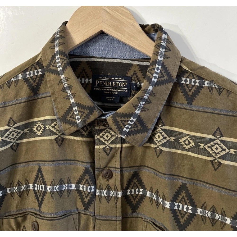 Mens Pendleton Long Sleeve Button Down Aztec Print Sz Large Pockets